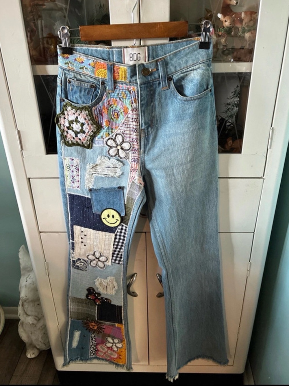 Urban Outfitters BDG sz 24 Patchwork Flare Jeans Raw Hem boho hippie euc